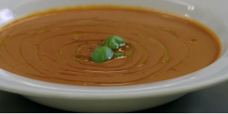 Marcus Wareing tomato soup on Chef vs Science: The Ultimate Kitchen Challenge