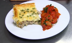 Christie’s Chicken, prawns and Mushroom pie on Gok’s Lunchbox