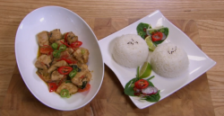 Stuart and George Thai phanaeng curry on Chopping Block