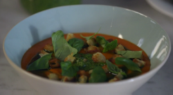 Tom Kerridge tomato soup with basil pesto for garnish on Food Detectives