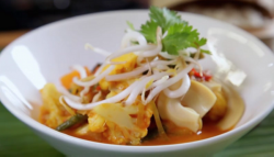 The Hairy Bikers Red Thai curry paste on the Hairy Bikers Everyday Gourmets