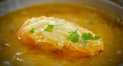Lorraine Pascale’s French onion soup on Lorraine’s Fast, Fresh and Easy Food