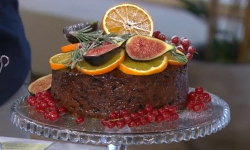 Selasi’s Christmas cake with rum and orange on This Morning