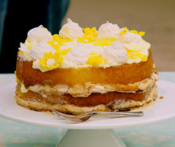 Lottie’s sunshine lemon meringue cake on Junior Bake Off