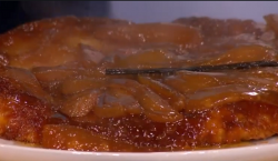 John Torode’s pear and caramel tart dessert on This Morning