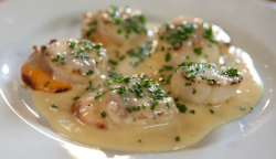 Simon Hopkinson’s beurre blanc sauce with scallops and mushroom shallots  on The Good Cook