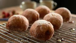 Hairy bikers jam with custard doughnuts