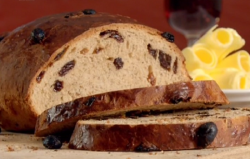 Paul Hollywood Norwegian Christmas bread using Harold’s recipe on Paul Hollywood: City Bakes