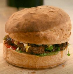 Tilly’s giant burger on Matilda and the Ramsay Bunch