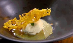 Sarah’s coconut and Lemon Ice Cream with a Lemon Sauce on Masterchef Australia 2017