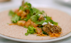 Chris’s red kidney beans wrap on Eat Well for Less?