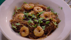 Nigella Lawson’s Thai cinnamon noodles with with shrimps on Saturday Kitchen