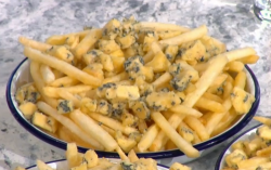 Pritesh Mody’s buffalo  fries with blue cheese on Sunday Brunch