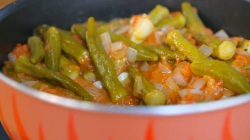 Stefanos’ slime free okra with onions and tomatoes dish on Food Unwrapped