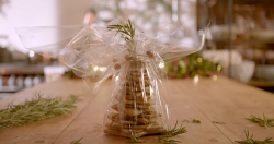 Jo Engleby’s crackers Christmas tree gift  on The Hairy Bikers Home for Christmas