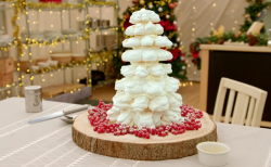 Mary Berry’s snowflake cake on Mary, Mel and Sue’s Big Christmas Thank You