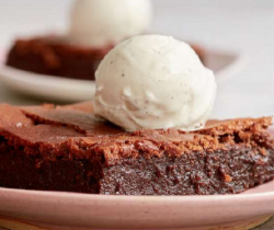 Mary Berry’s warm Fondant Brownies with ice cream