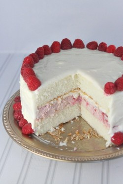 Raspberry Cheesecake Cake by Recipegirl