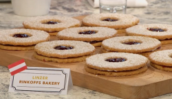 Austrian linzer biscuits on Sunday Brunch