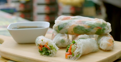 Chris Bavin Vietnamese summer rolls on Eat Well for Less?