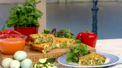 Phil Vickery  frittata with peas and fresh mint  on This Morning