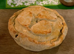 Emma Kay Worcestershire black pear pie with cloves and saffron on Countryfile