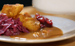 Paul Ainsworth roast potatoes with gravy on The Best Christmas Food Ever