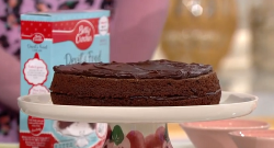 Alice Beer’s egg free chocolate cake on This Morning