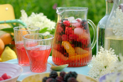 Nadiya Hussain elderflower cooler with lemon and orange on Nadiya’s Summer Feasts