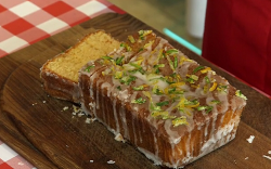 John’s lemon drizzle cake on flour Power