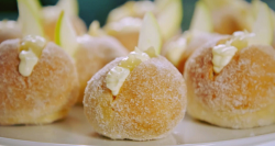 Juliet Sear baked doughnuts with apple compote filling on Beautiful Baking with Juliet Sear