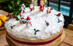 Lisa Faulkner’s Christmas cake with fresh lemon zest on John and Lisa’s Weekend Kitchen