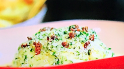 Lisa Faulkner’s cauliflower cheese with creme fraiche and Dijon mustard on John and Lisa&# ...