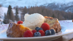 Phil Vickery’s panettone with berries alternative Christmas pudding on John and Lisa’ ...