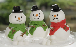 Juliet Sear’s snowman Christmas cake on Beautiful Baking with Juliet Sear