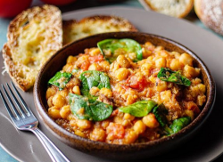 Jose Pizarro’s chickpea and spinach stew on Sunday Brunch