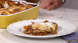 Phil Vickery’s healthier lasagne with lentils and cheese added after baking on This Morning