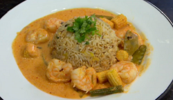 Dawn Ward’s king prawn red curry with special fried rice main course on Celebrity Come Din ...