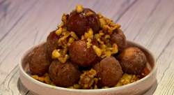 Simon Rimmer’s vegan donut bites with maple caramel bananas on Sunday Brunch