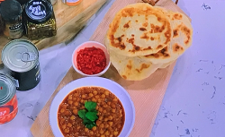 John Torode’s CHANA MASALA with FLATBREAD using store cupboard ingredients on This Morning