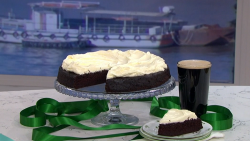 Clodagh’s St Patrick’s Day Guinness Cake on This Morning