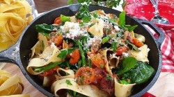 John Torode’s spicy sausage pappardelle pasta with chillies and onions on This Morning
