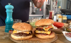 John Torode’s ‘fakeway’ quarter pounder burgers on This Morning