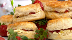 Phil Vickery’s VE Day Scones with Buttermilk on This Morning