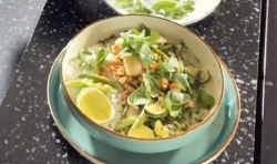 Chris Kamara’s Thai fish curry for Jamie Carragher  on Food Love Stories at Tesco