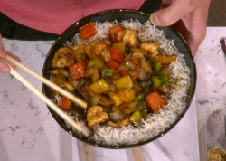 Gok’s prawns with black beans Chinese ‘fakeaway’ on This Morning