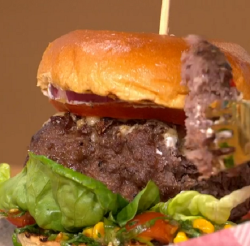 James Martin’s ultimate cheeseburger with BBQ corn and sweet chilli jam relish on This Morning