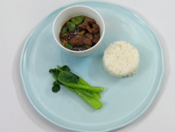 Sam Quek’s  black pepper beef with steamed rice and Choi sum on Celebrity Masterchef 2020