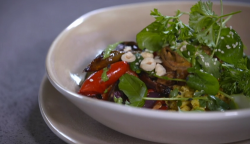 Nick Nairn and Dougie Vipond’ s Buddha bowl with cauliflower rice and onion bhajis on The Great  ...