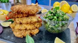 Phil Vickery’s chicken milanese (chicken with breadcrumbs) on This Morning